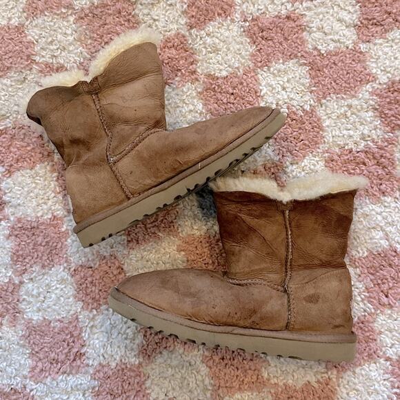 Ugg Bailey Sheepskin Ankle Boots - Picture 3 of 11